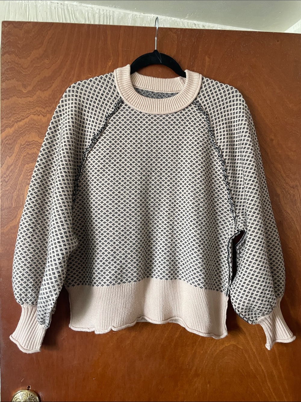 Sweater with pattern
